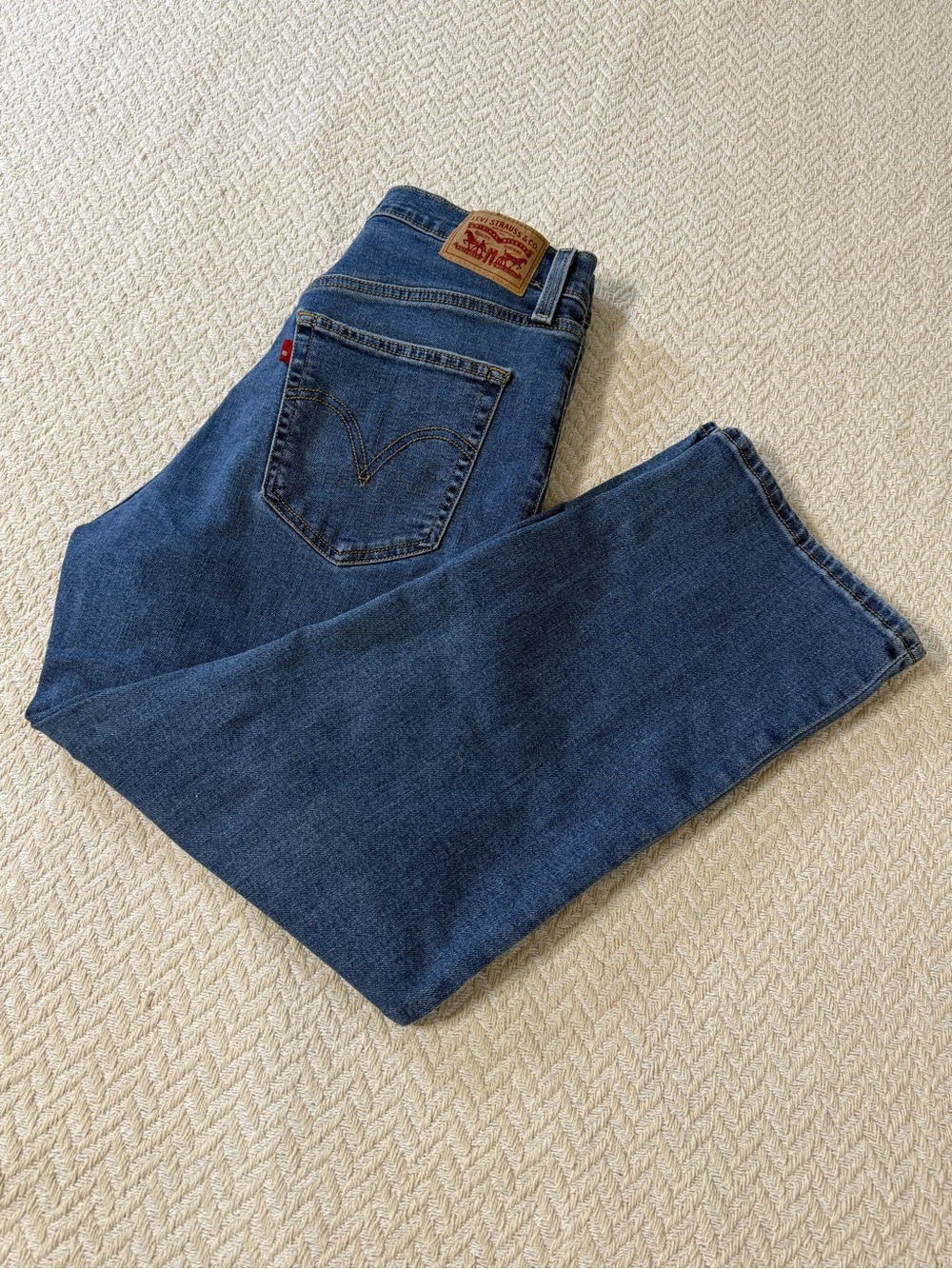 Levi's Straight Leg Jeans in Medium Blue Denim